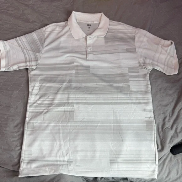 Uniqlo Men's Classic White Polo Shirt - Picture 2 of 4